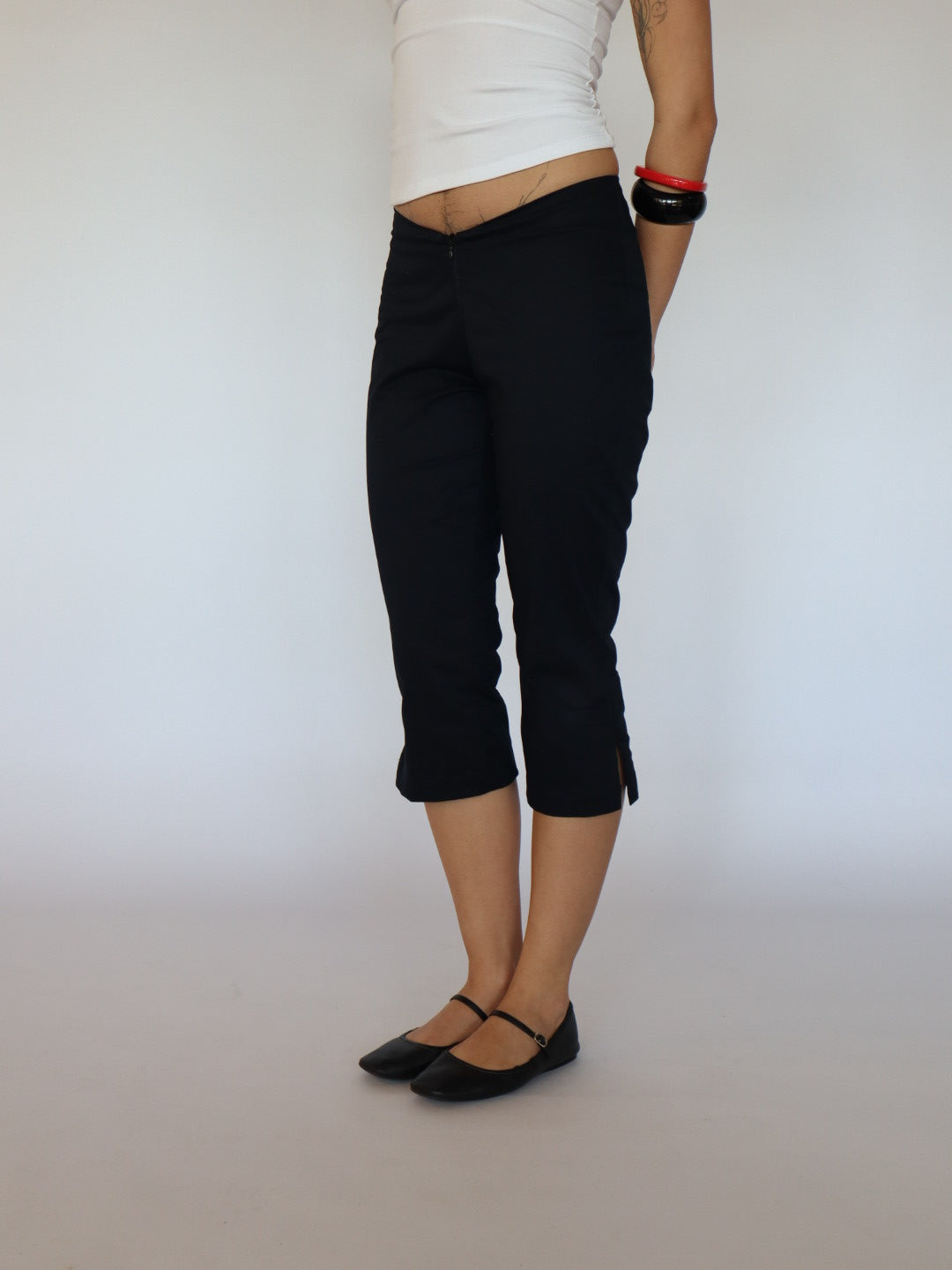 Jean Capri- Black