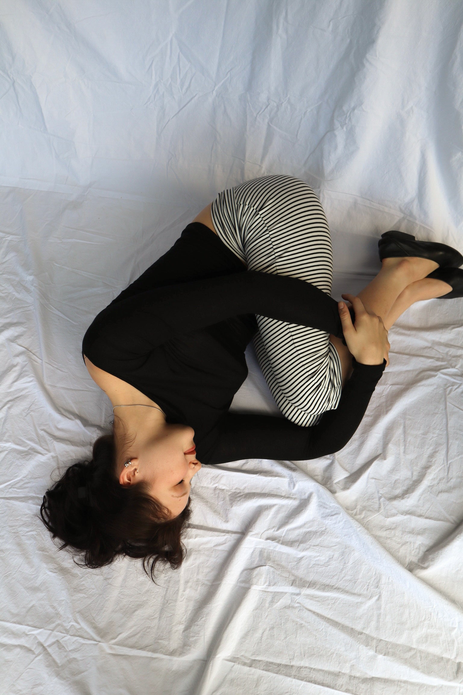 Luci Capri- Blk/Wht image 2