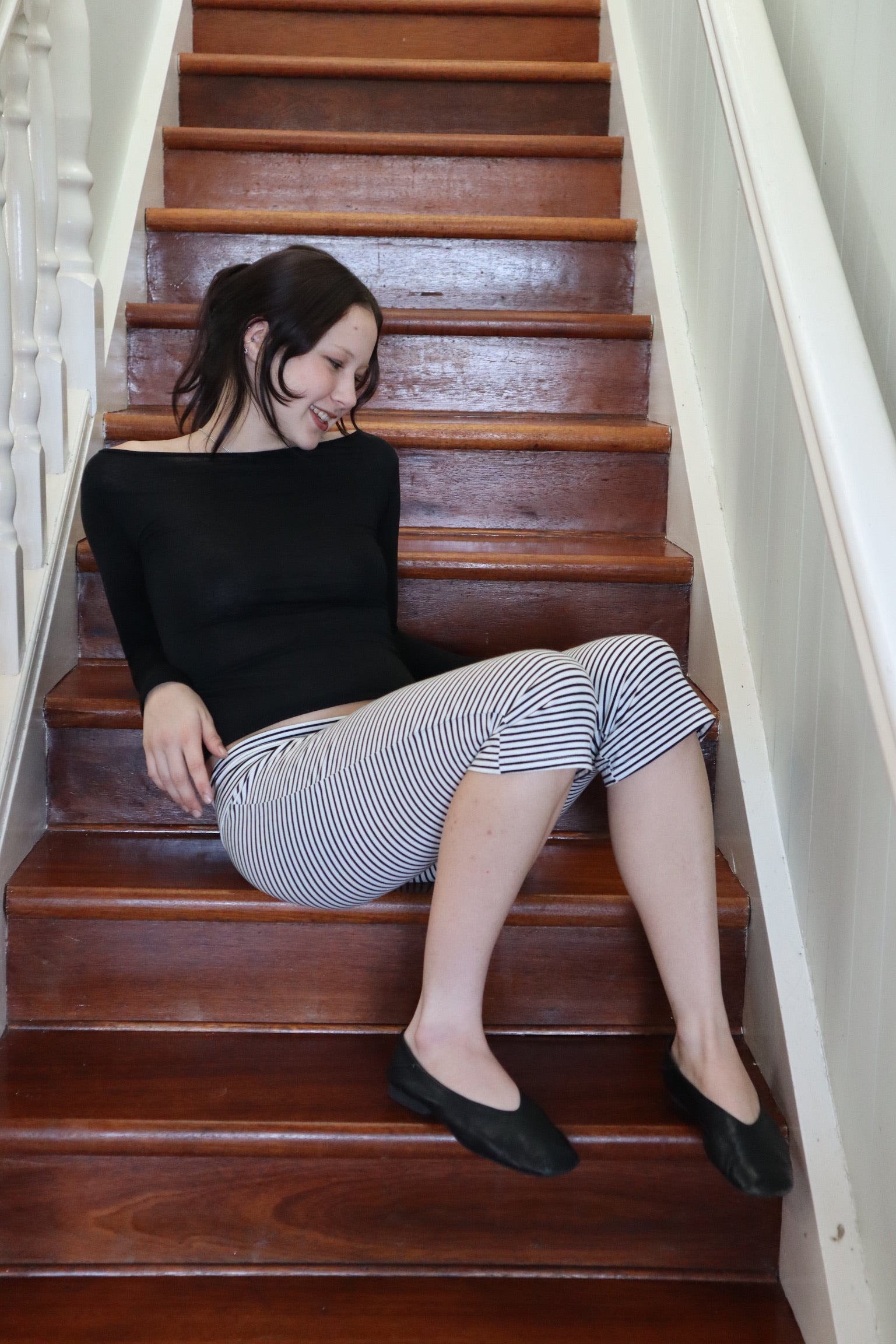 Luci Capri- Blk/Wht image 4