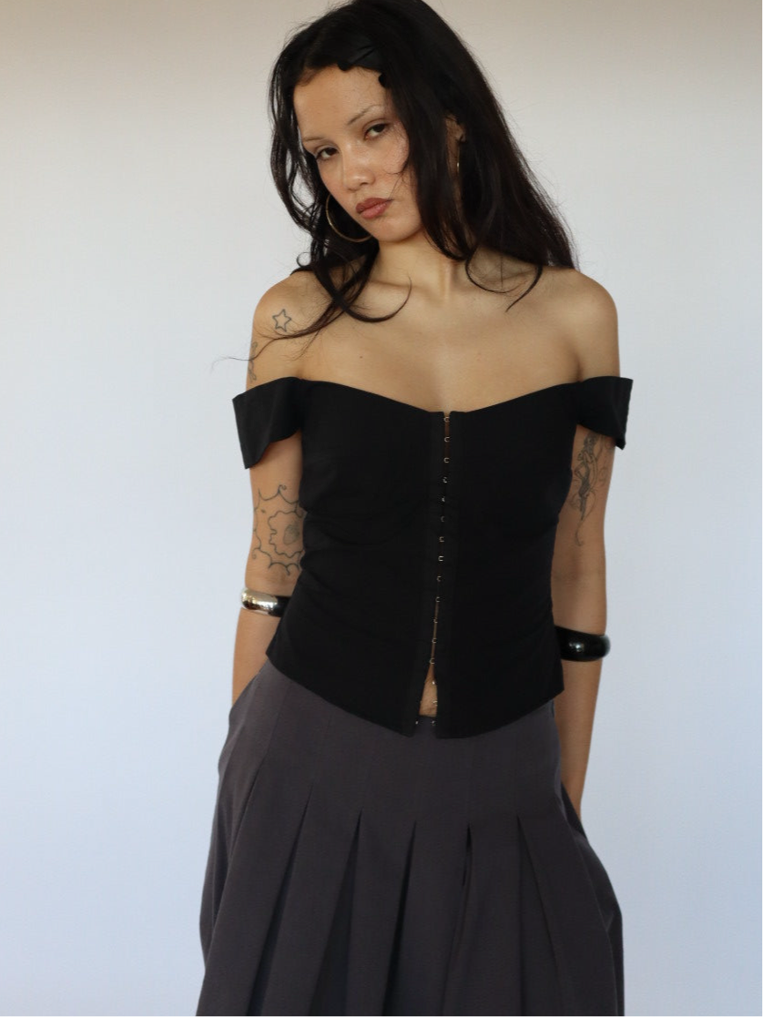Beth Top- Black