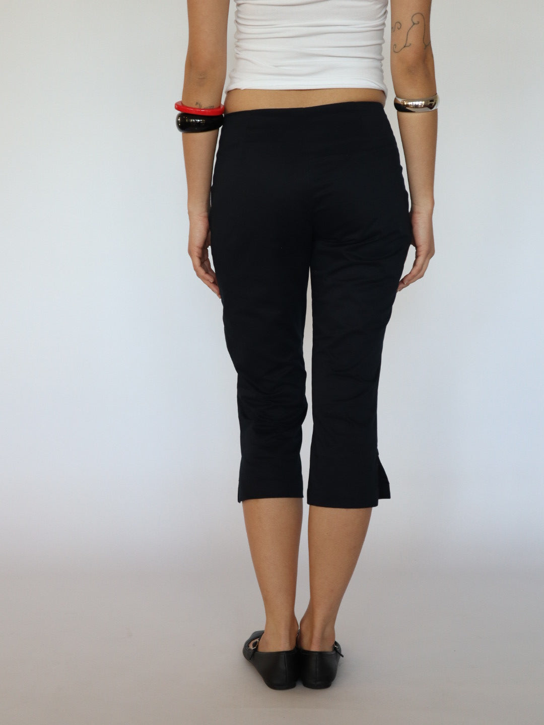 Jean Capri- Black