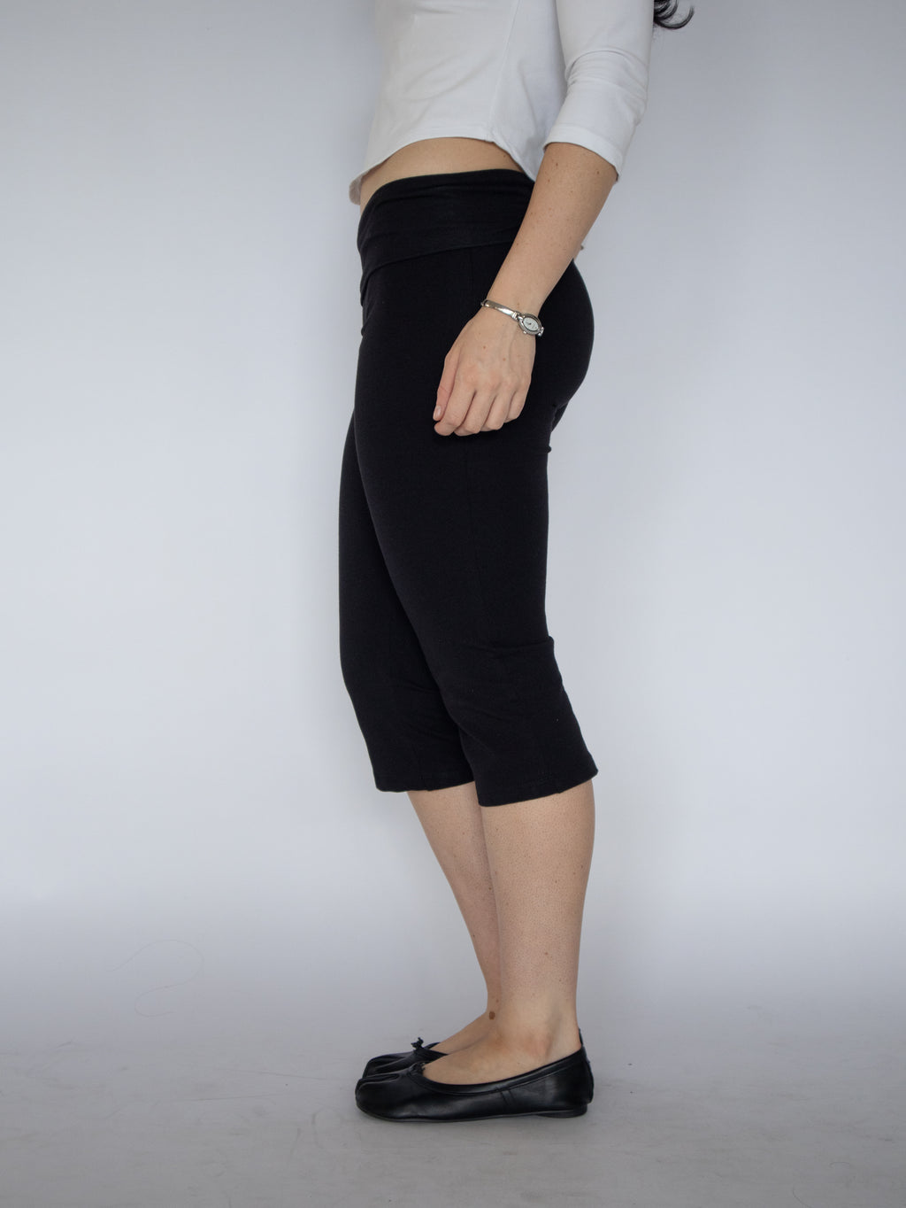Luci Capri- Black