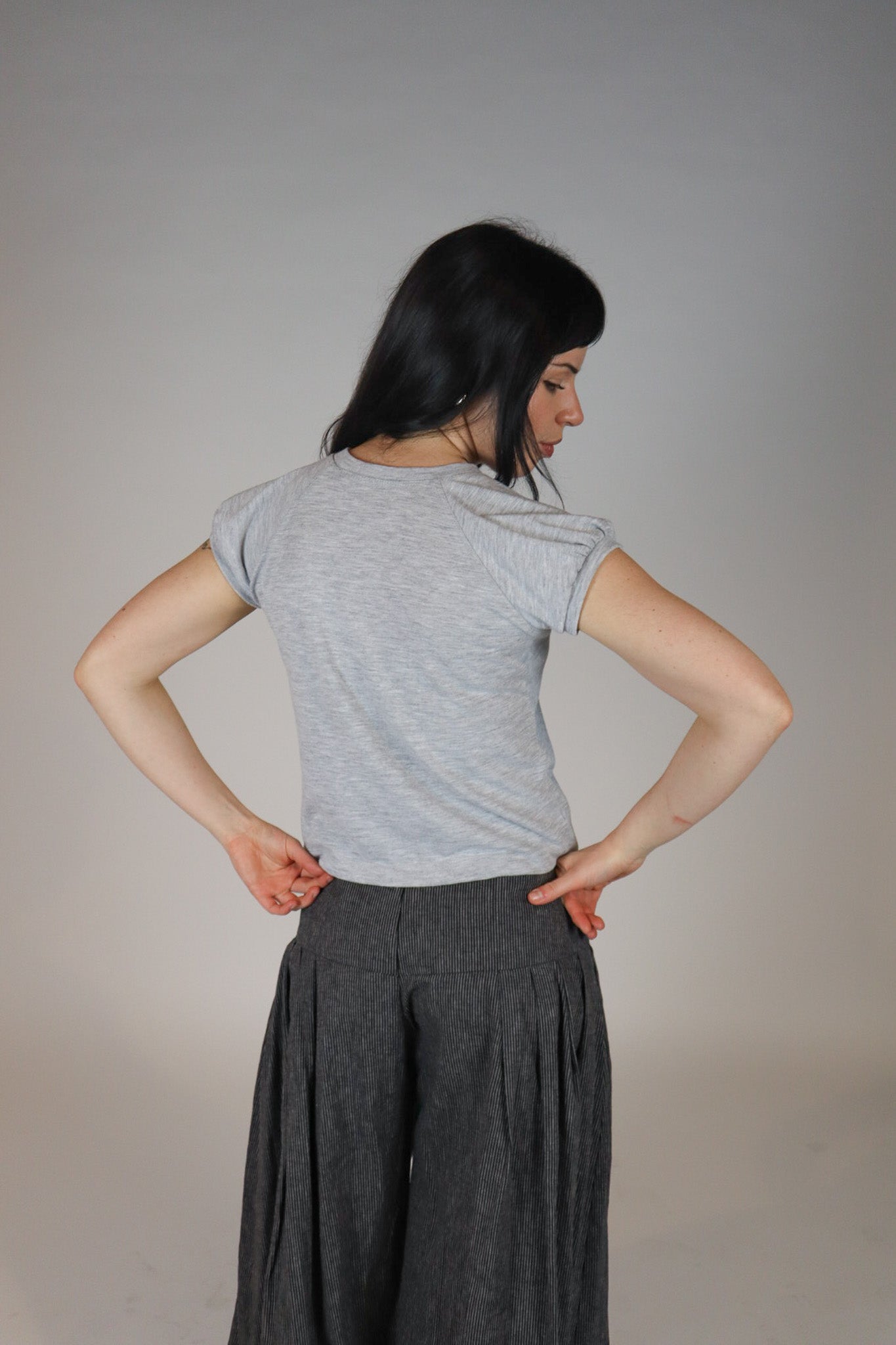 Kiki Tee- Grey